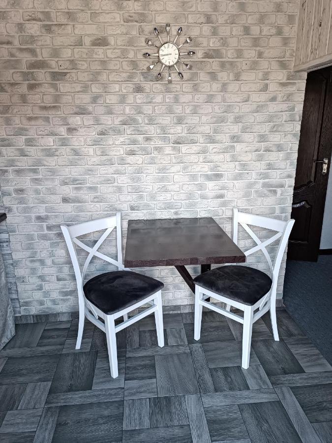 Садиба Янчар Номер Студiо З Басейном Mykulychyn Extérieur photo